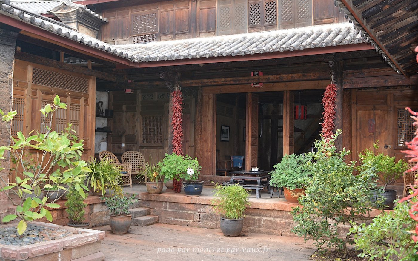 Shaxi - Laomadian lodge