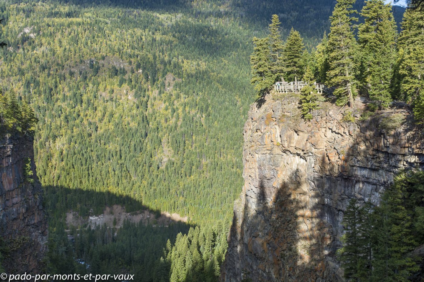 Wells Gray Park - Spahats Falls Wells Gray Park - Spahats Falls