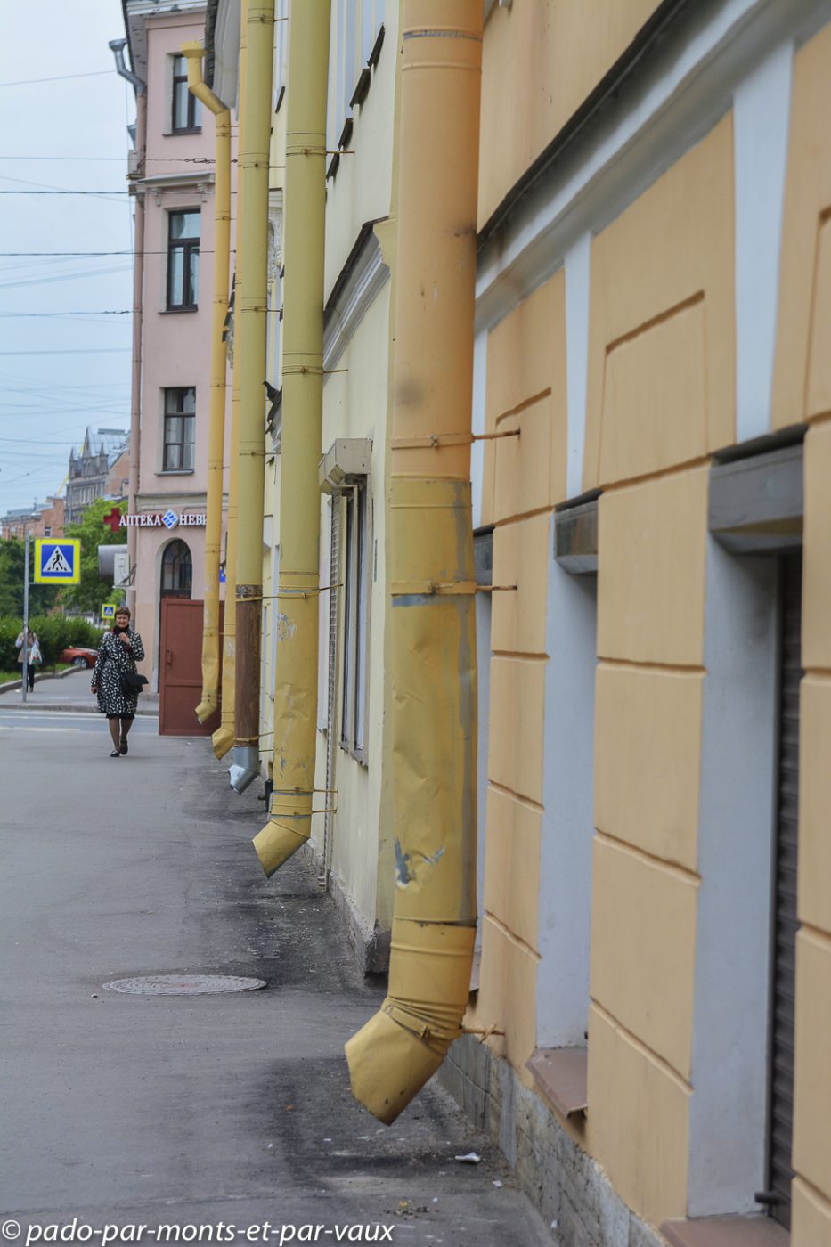 2015 - St Pétersbourg - gouttières 2015 - St Pétersbourg - gouttières