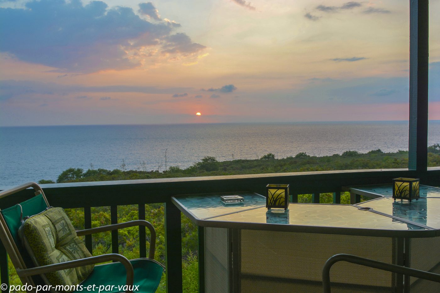 Big Island - Paradise Cove Big Island - Paradise Cove