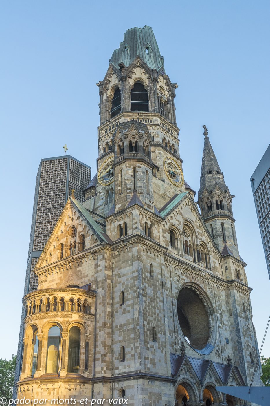 Berlin - Eglise du souvenir Berlin - Eglise du souvenir