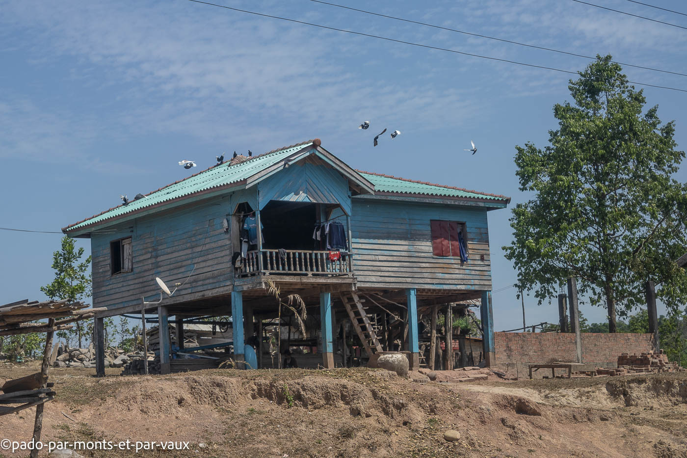 route de Lalay route de Lalay