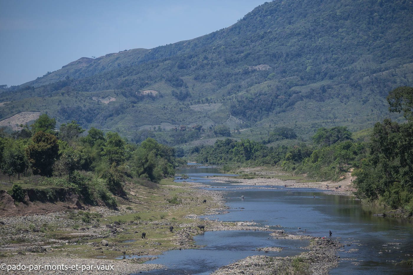route de Lalay route de Lalay