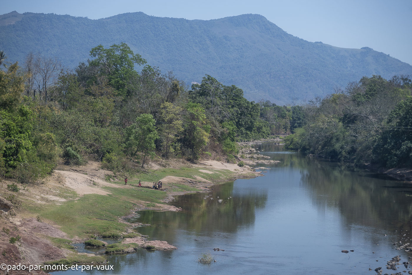 route de Lalay route de Lalay