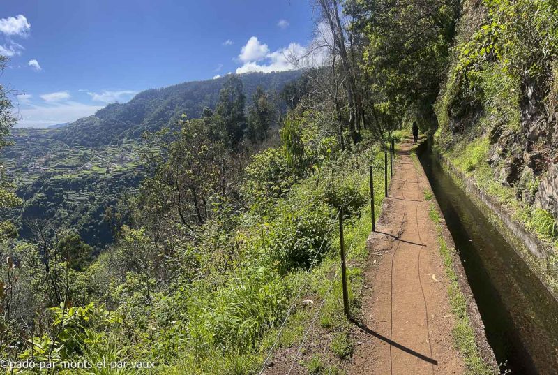 Madere- Levada da Ribeira da Janela Madere- Levada da Ribeira da Janela