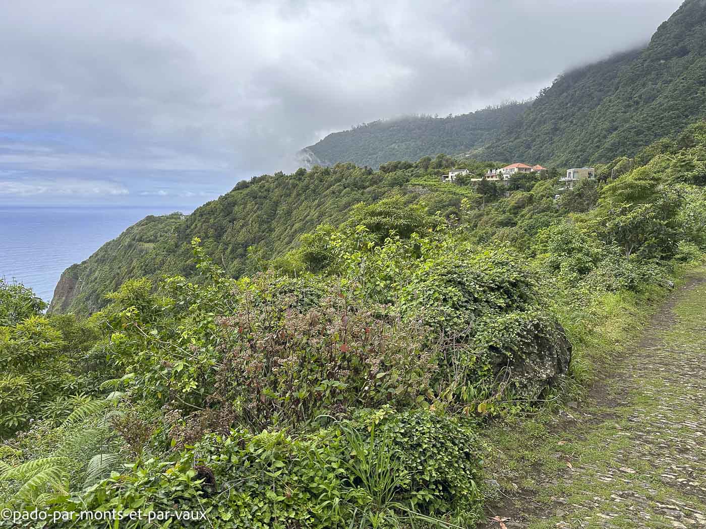 Madere-rando littoral Arco de Sao Jorge Madere-rando littoral Arco de Sao Jorge